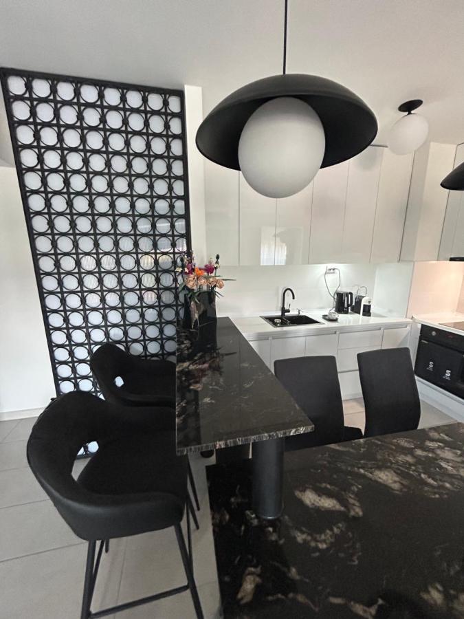 Sandev Apartments Black&White Štip Extérieur photo