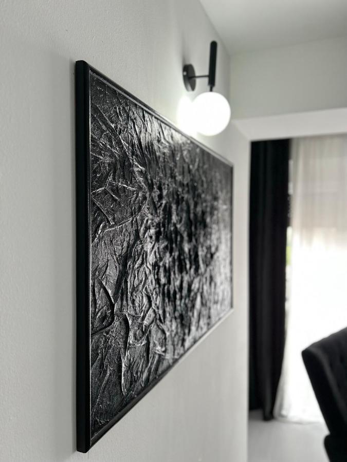 Sandev Apartments Black&White Štip Extérieur photo